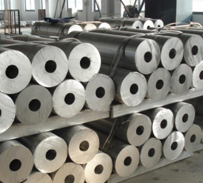 2A12H112 2014 A2014 24530 1160 EN AW-2024 2024 ((A-U4GI) 3.1355 AICuMg2 Aluminium gesmeed staaf voor de luchtvaart