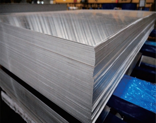 5754 de Materialen van het aluminiumblad voor Lichaam en Chassisdikte 0.8mm, 1.0mm, 1.2mm, 1.5mm van Aluminiumspaties